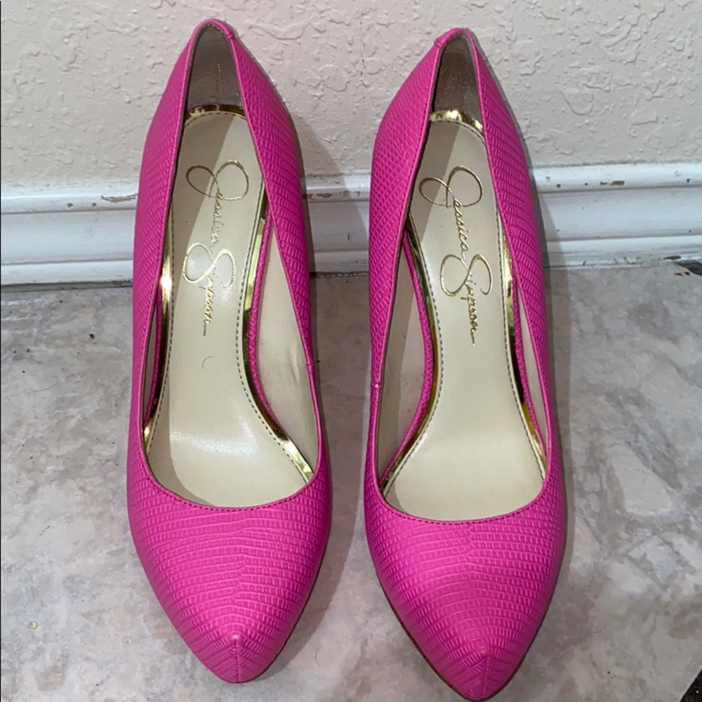 Jessica Simpson heels